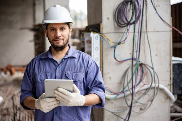 Best Electrical Repair Services  in Struthers, OH